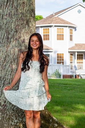 Tara Ludwig Spring Photos